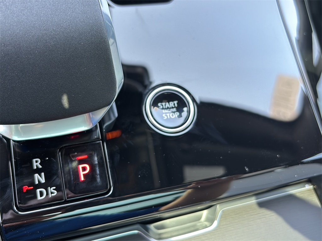 2025 Land Rover Range Rover Sport SE photo 19