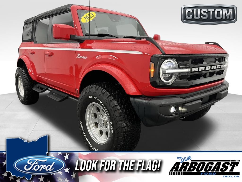 2023 Ford Bronco 4-Door Outer Banks's photo
