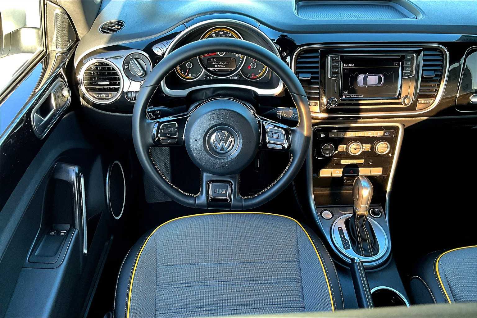 2018 Volkswagen Beetle Dune photo 5