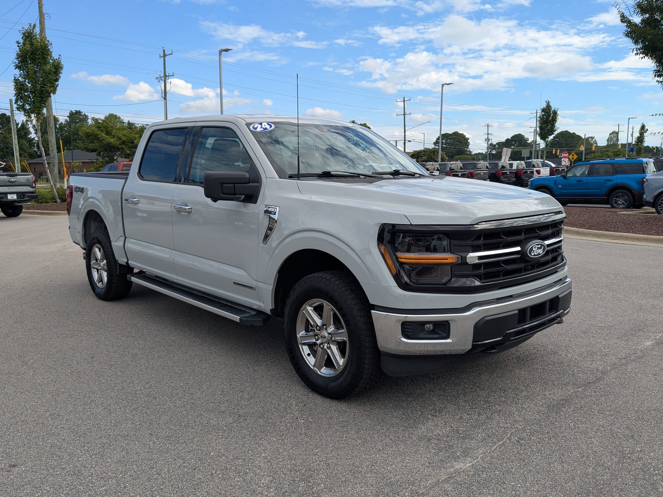2024 Ford F-150 XLT photo 5