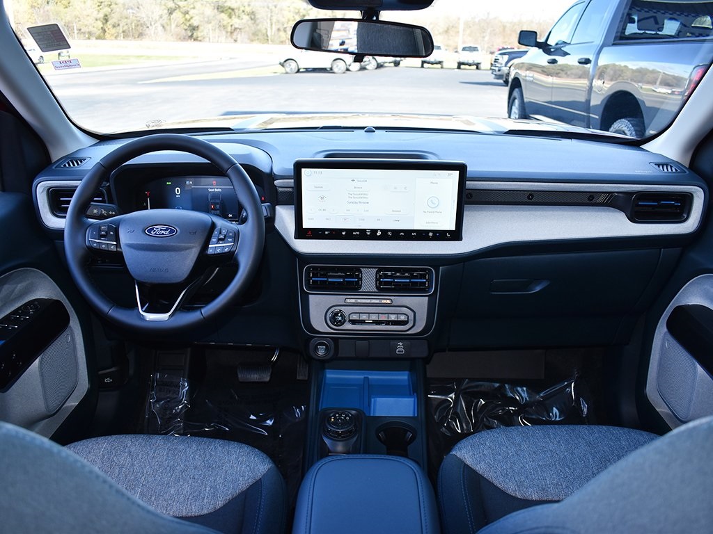 2025 Ford Maverick XLT photo 3