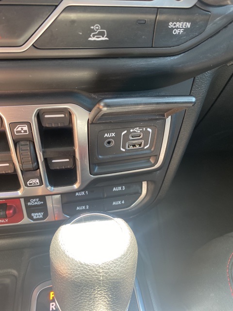 2023 Jeep Wrangler Rubicon photo 18