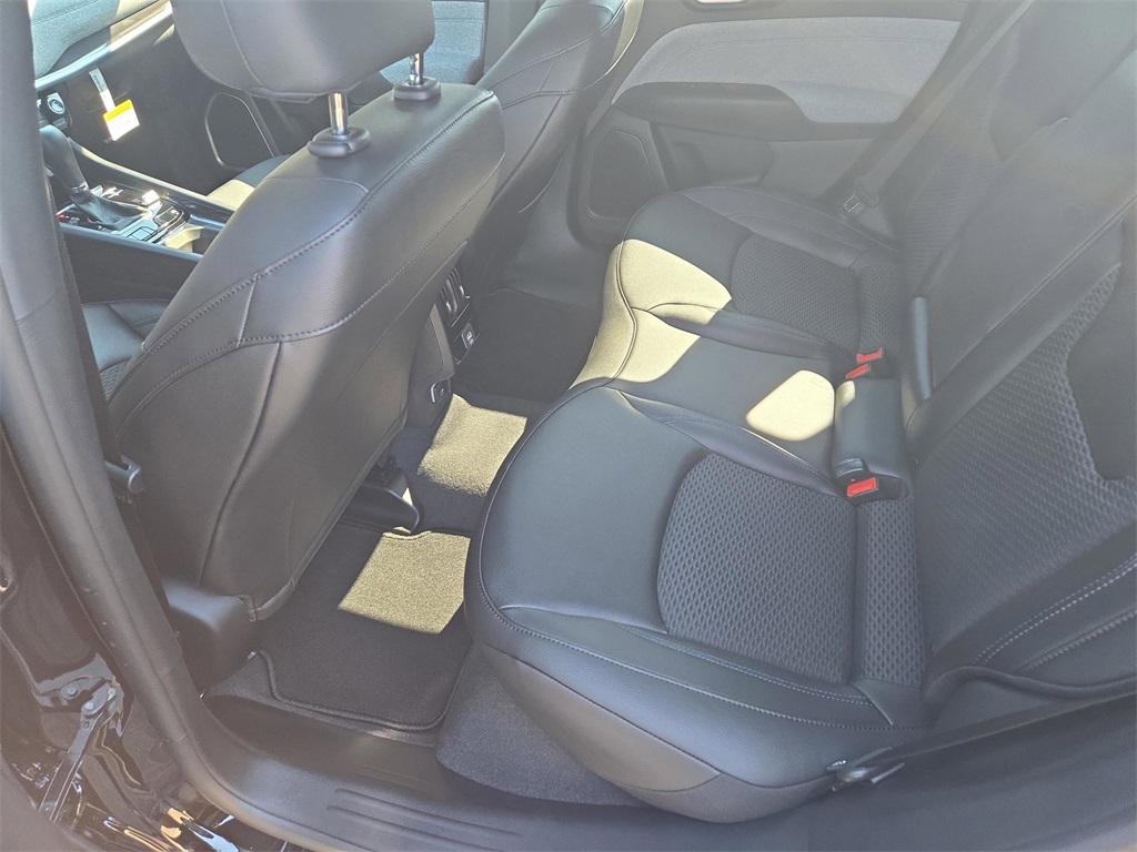 2025 Jeep Compass Latitude photo 21