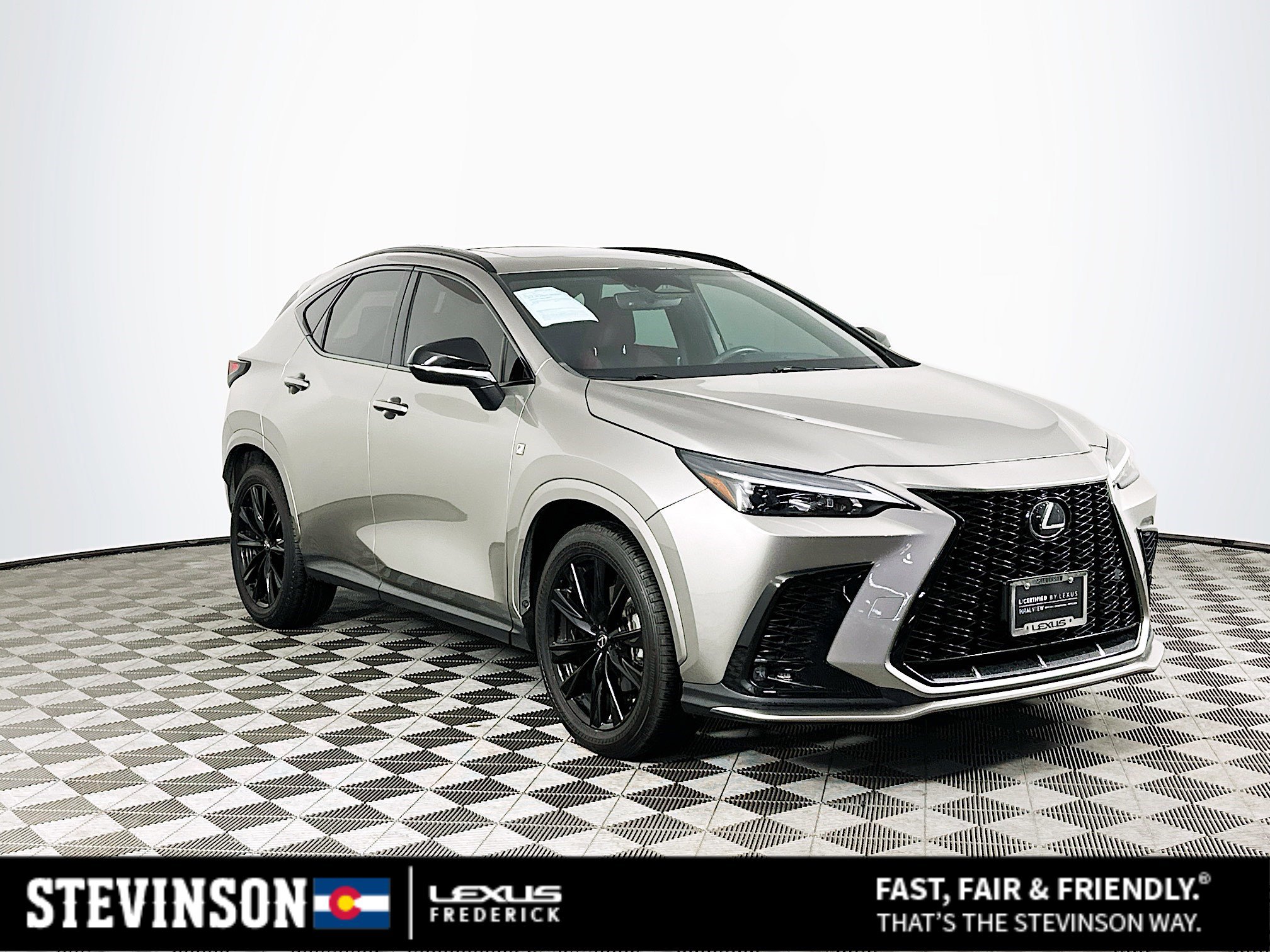 2022 Lexus NX 350's photo