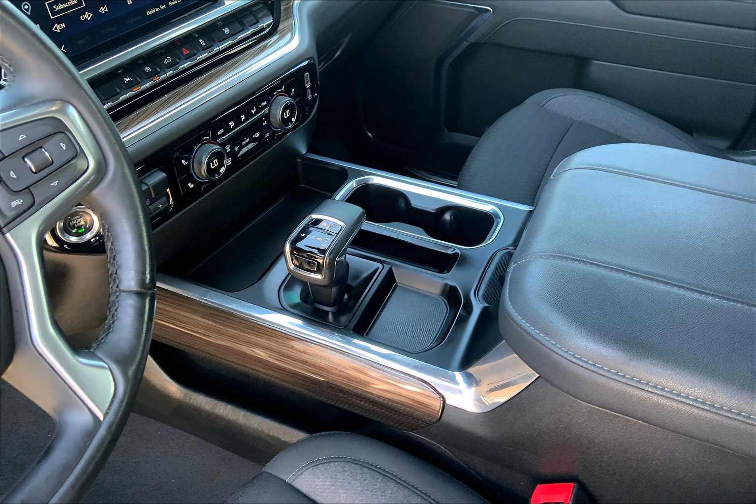 2023 Chevrolet Silverado 1500 RST photo 14