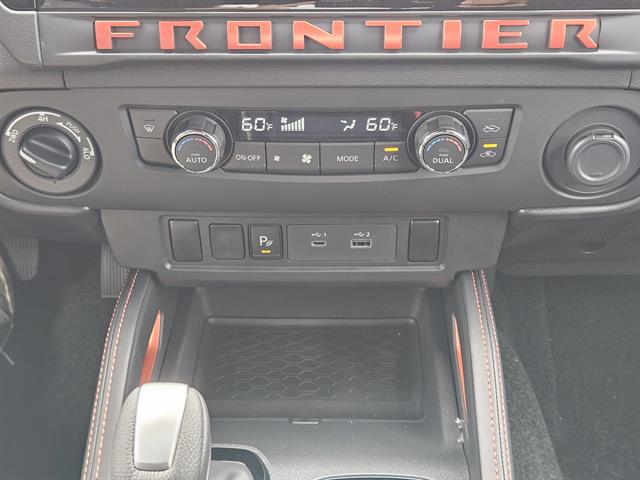 2025 Nissan Frontier Crew Cab PRO-4X photo 13