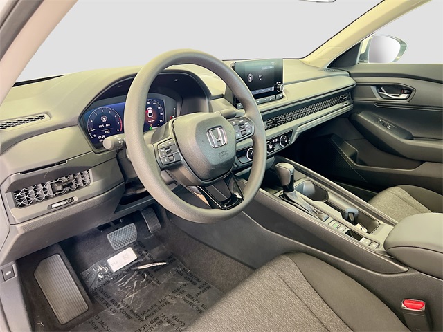 2025 Honda Accord LX photo 14