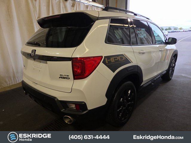 2022 Honda Passport Elite photo 2