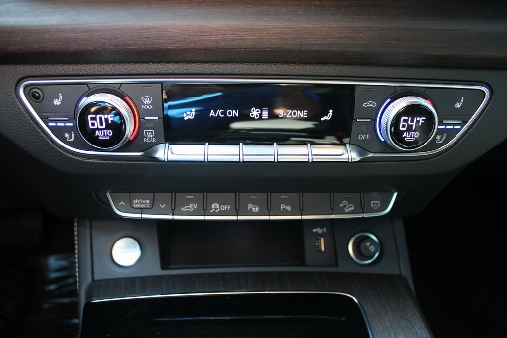 2024 Audi Q5 S line Prestige 55 TFSI Premium photo 43