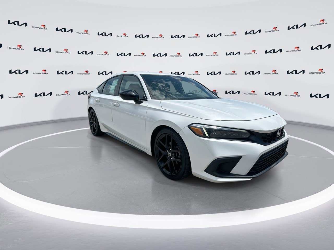2022 Honda Civic Hatchback Sport photo 2