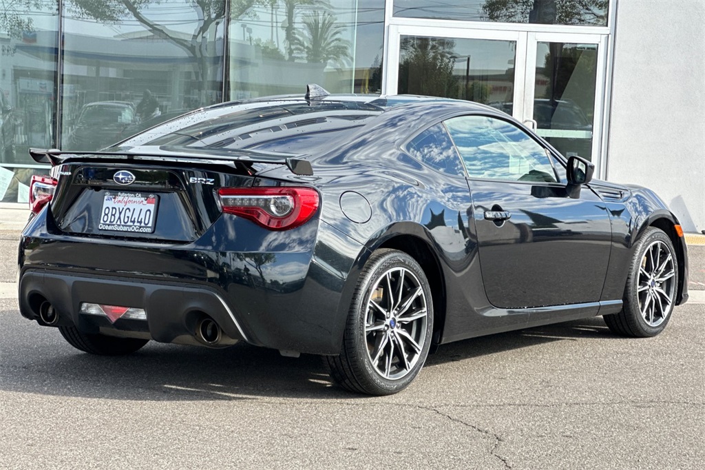 2017 Subaru BRZ Premium photo 4