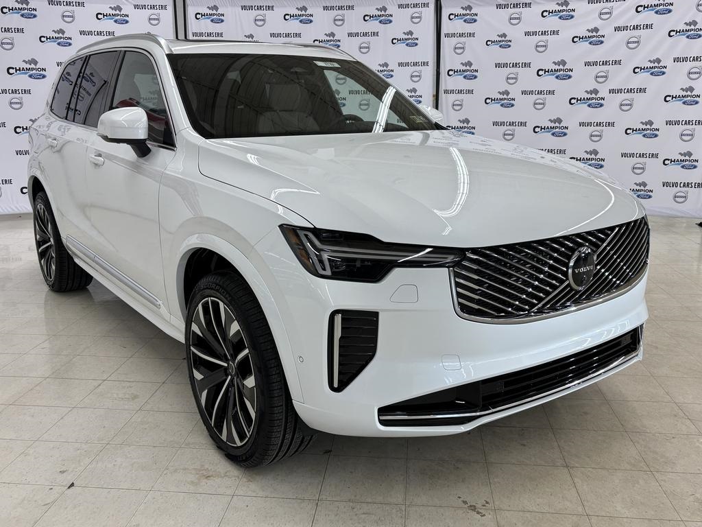 2026 Volvo XC90 Plus's photo