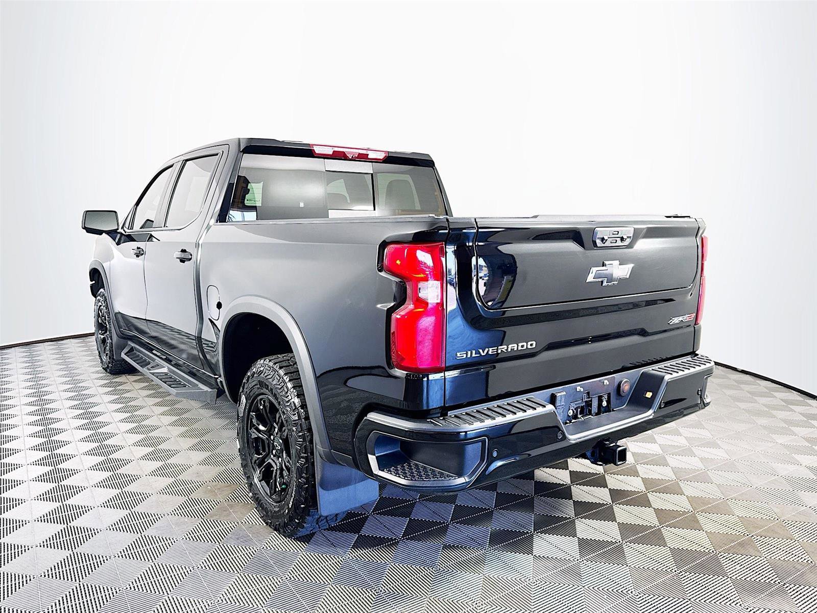 2024 Chevrolet Silverado 1500 ZR2 photo 4