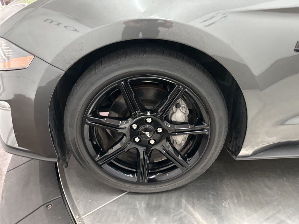 2020 Ford Mustang GT Premium photo 23