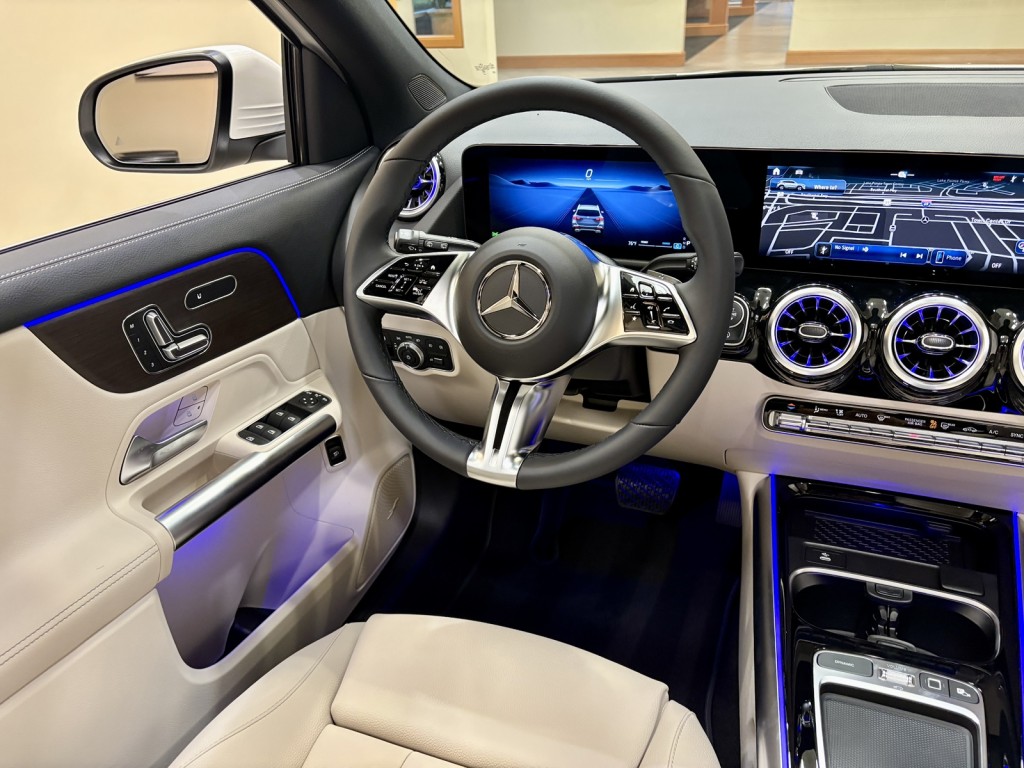 2026 Mercedes Benz GLA 250 photo 9