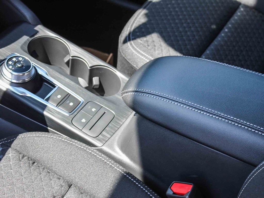 2025 Ford Escape Active photo 18