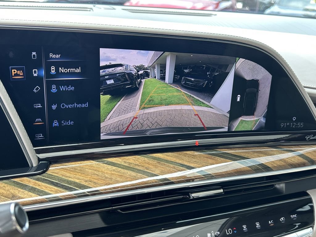 2021 Cadillac Escalade Premium Luxury Platinum photo 23