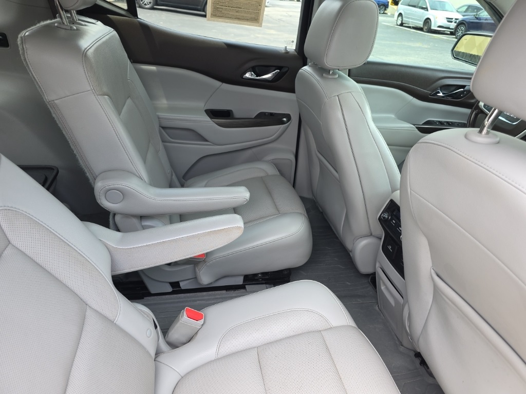 Used 2019 Summit White GMC SLT-1 image 18