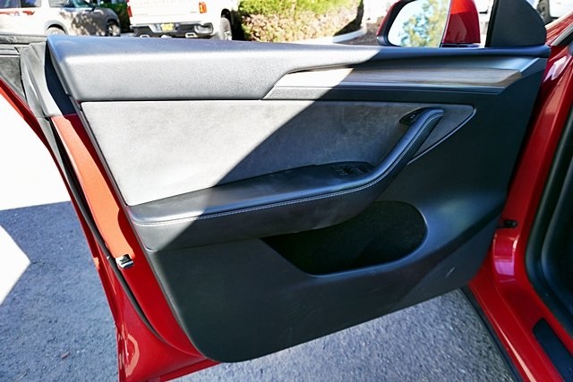 Used 2023 Red Tesla Long Range image 23