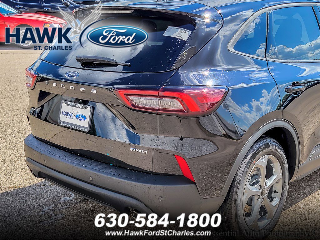 2025 Ford Escape ST-Line photo 5