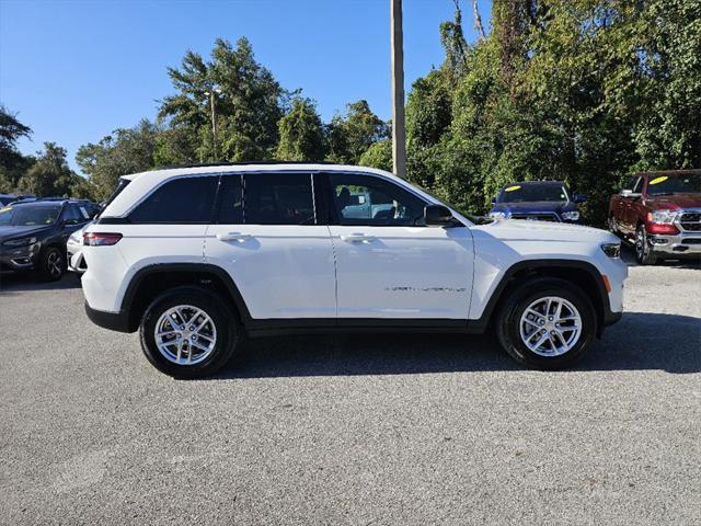 2025 Jeep Grand Cherokee Laredo X photo 27