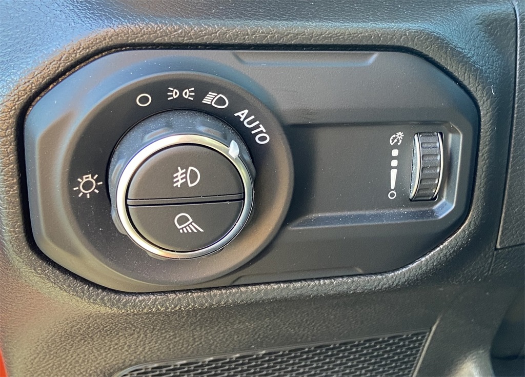 2023 Jeep Gladiator Mojave photo 14