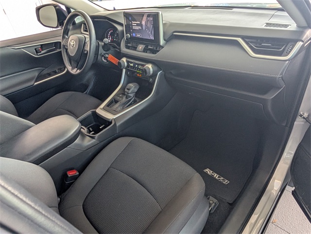 2024 Toyota RAV4 LE photo 15