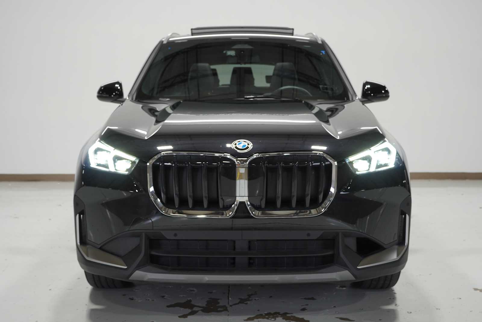 2023 Bmw X1 XDrive28i photo 2