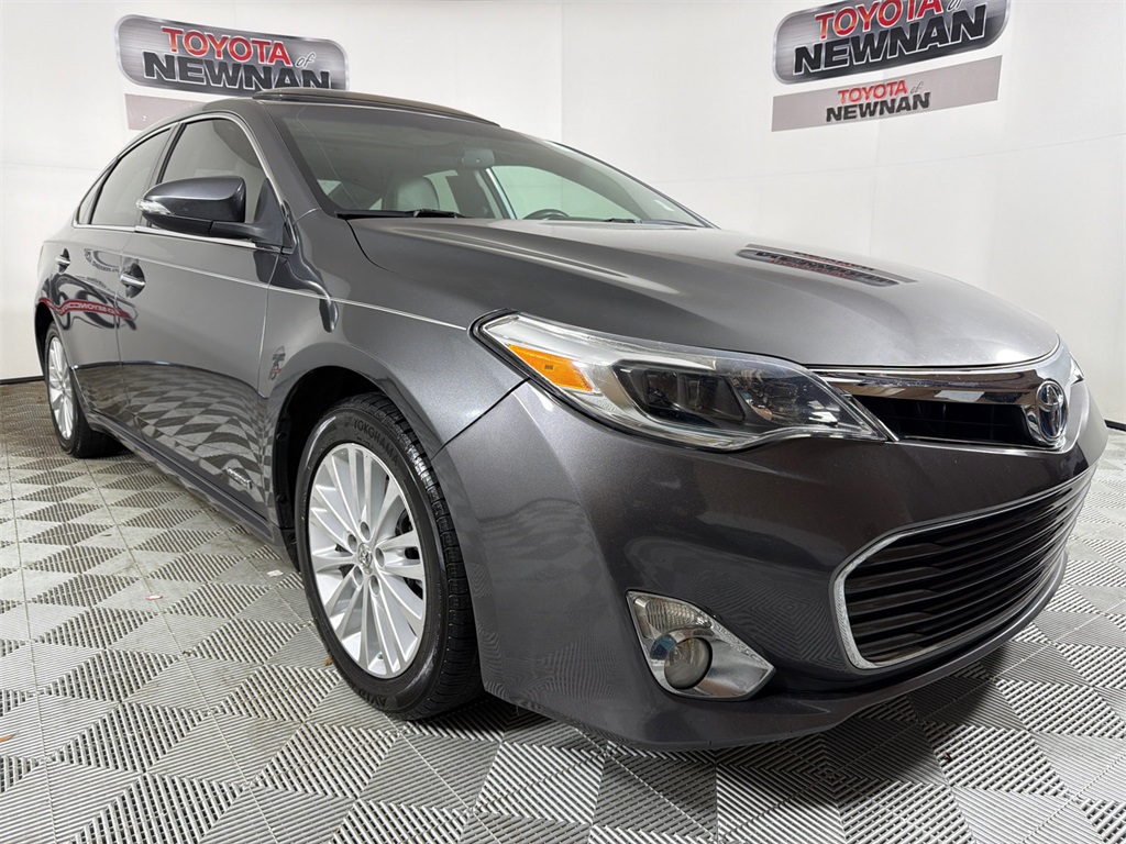 2013 Toyota Avalon XLE Touring Hybrid's photo