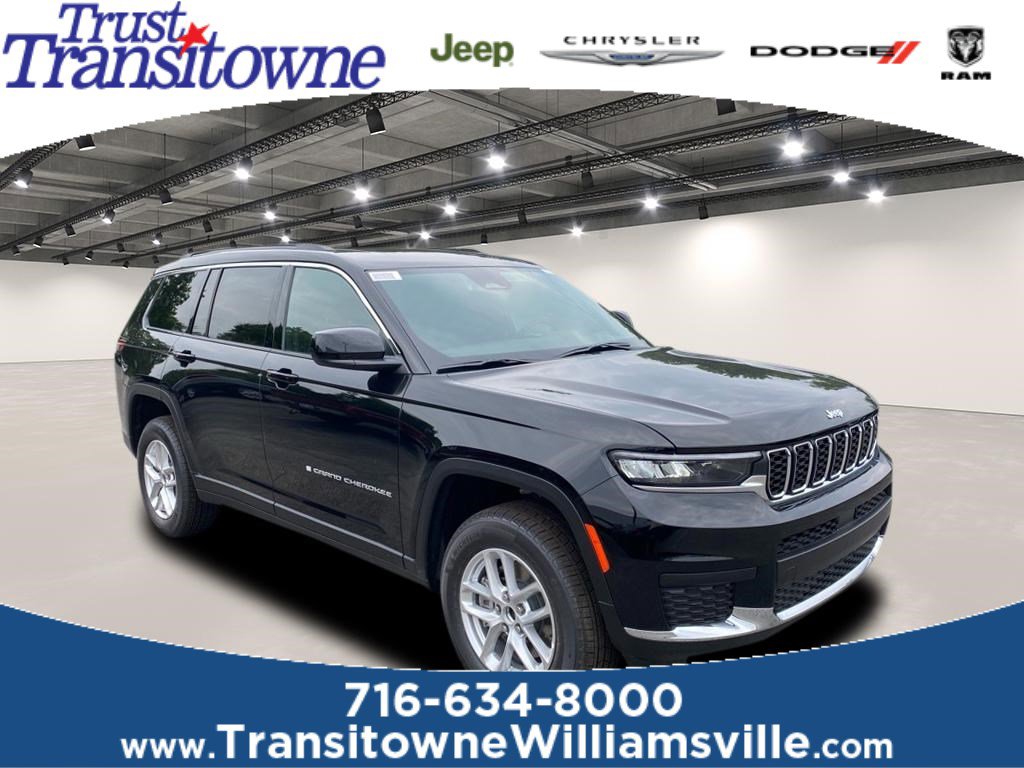 2025 Jeep Grand Cherokee L Laredo's photo