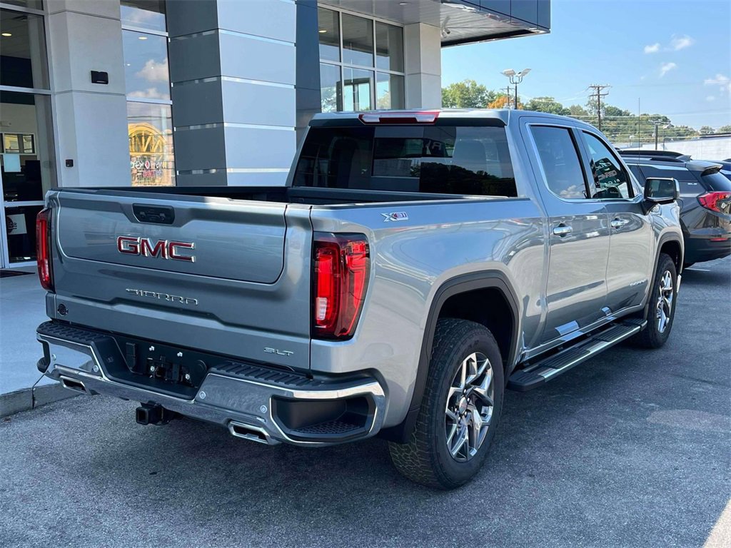 2026 Gmc Sierra 1500 SLT photo 3