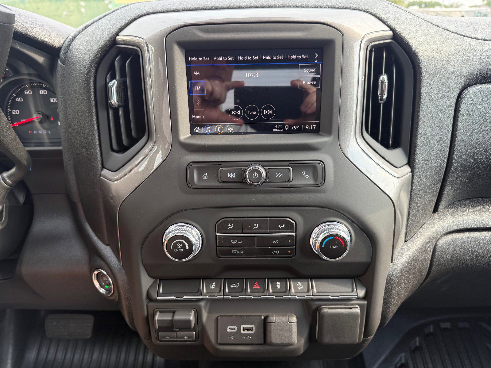 2025 Gmc Sierra 2500 HD Pro photo 18