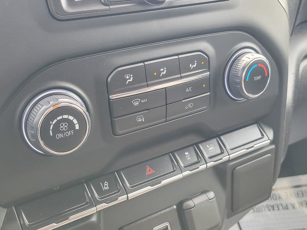 2024 CHEVROLET SILVERADO HD - Image 19