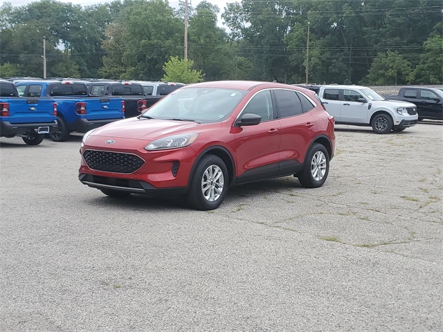 2022 Ford Escape SE photo 2