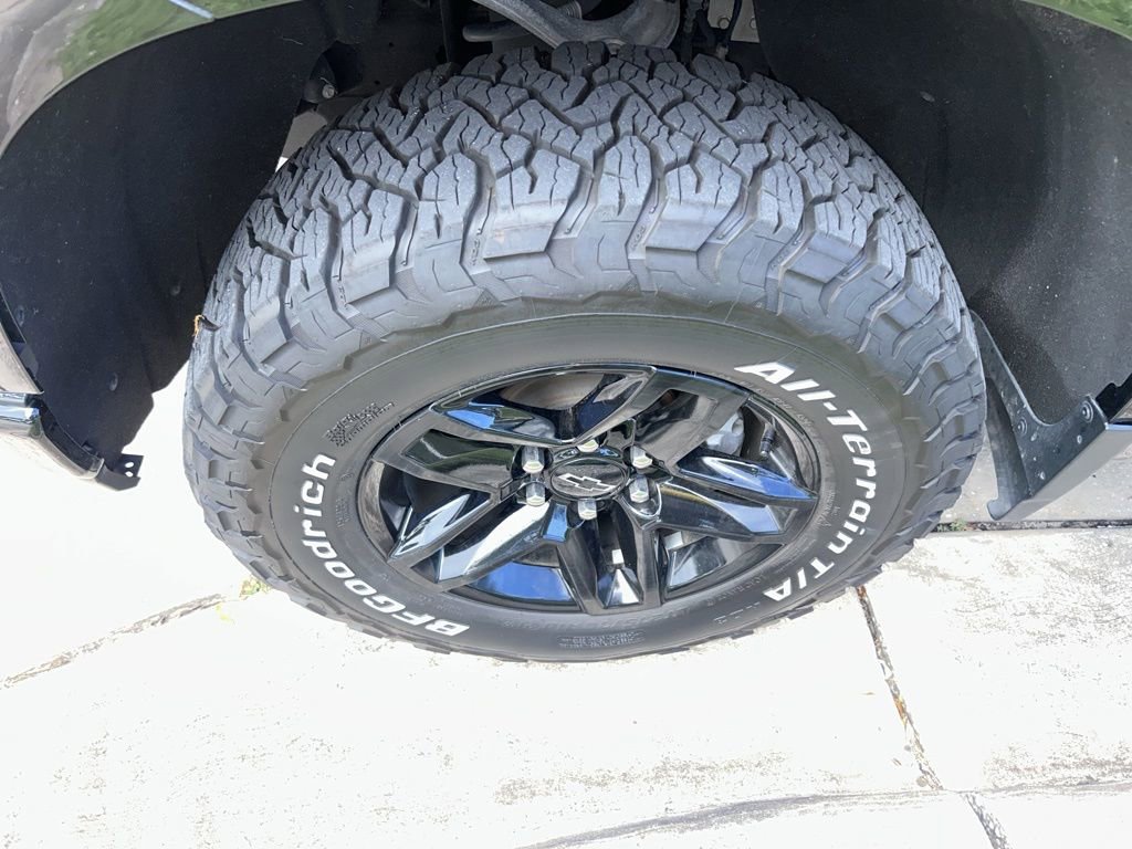 2021 Chevrolet Silverado 1500 LT Trail Boss photo 3