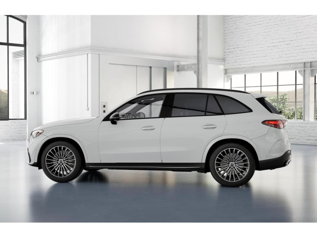 2026 Mercedes Benz GLC 300 photo 32