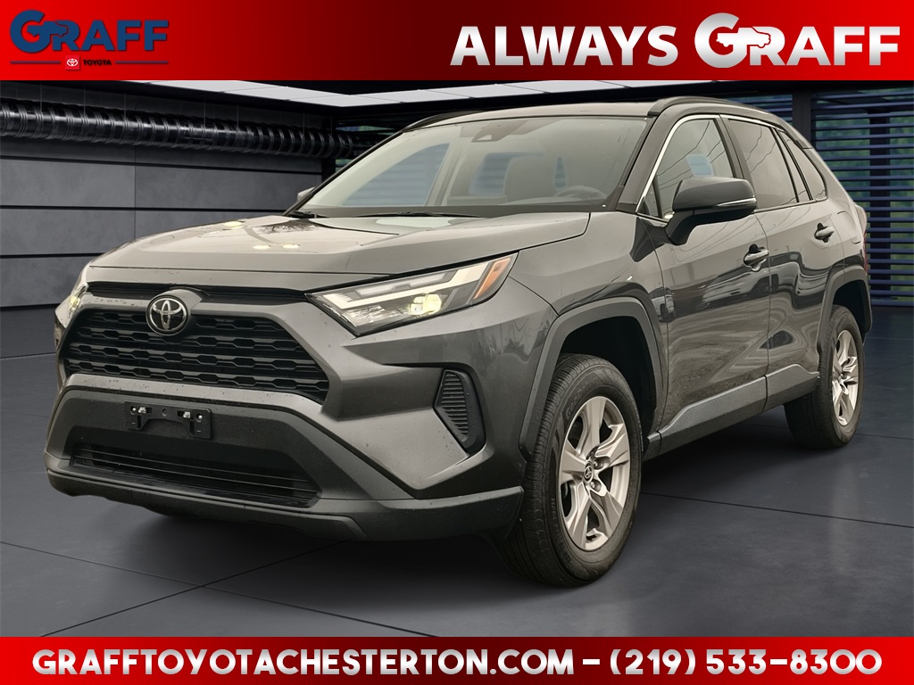 2023 Toyota RAV4 XLE's photo