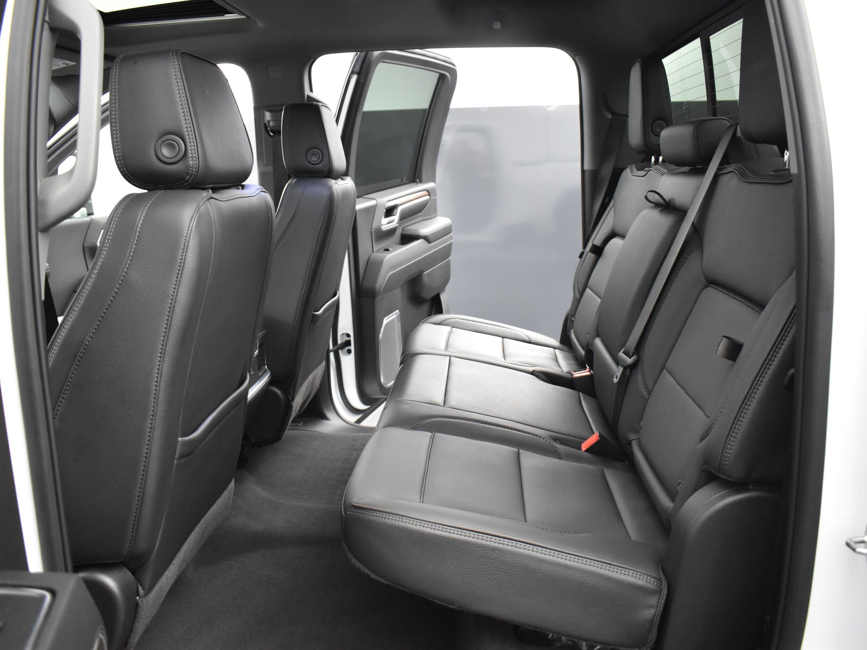 2024 Gmc Sierra 2500 HD Denali photo 34