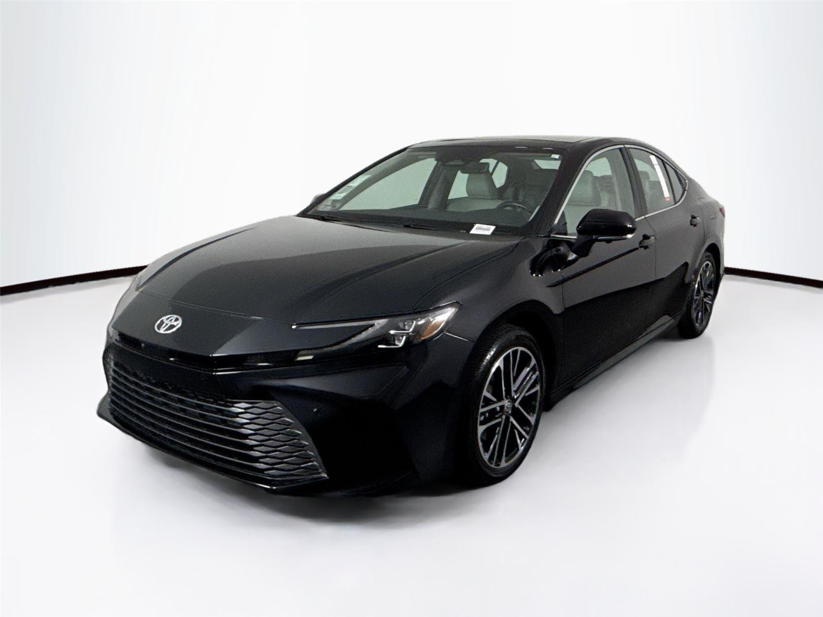 2025 Toyota Camry XLE photo 2