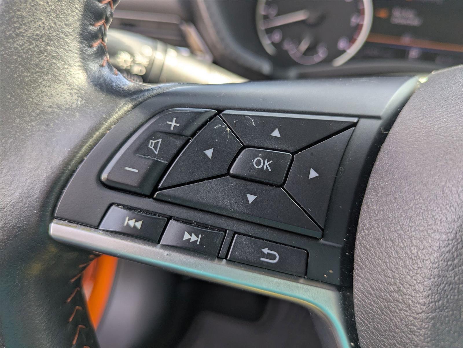 2023 Nissan Sentra SR photo 15