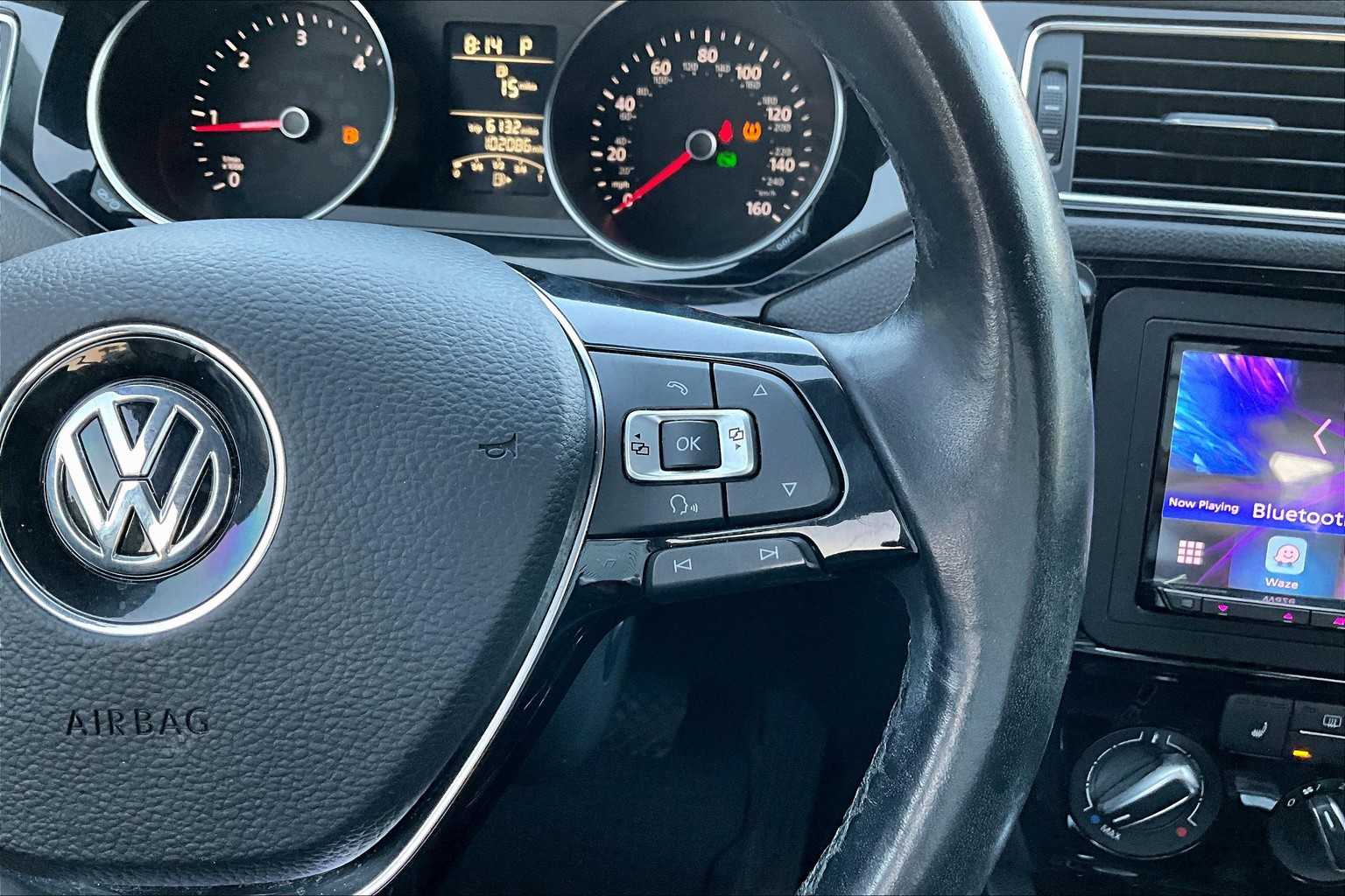 2015 Volkswagen Jetta 2.0 TDI SE photo 20