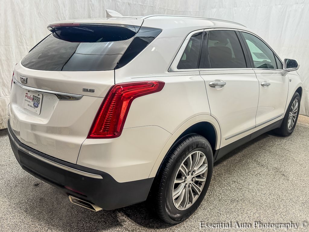 2017 CADILLAC XT5 - Image 9