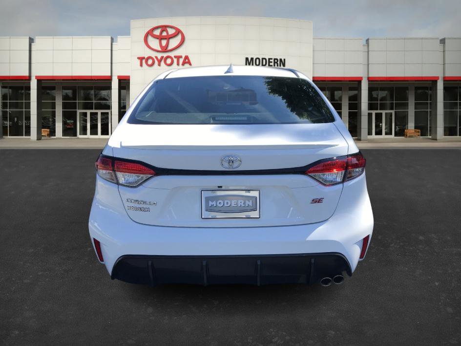 2024 Toyota Corolla SE photo 4