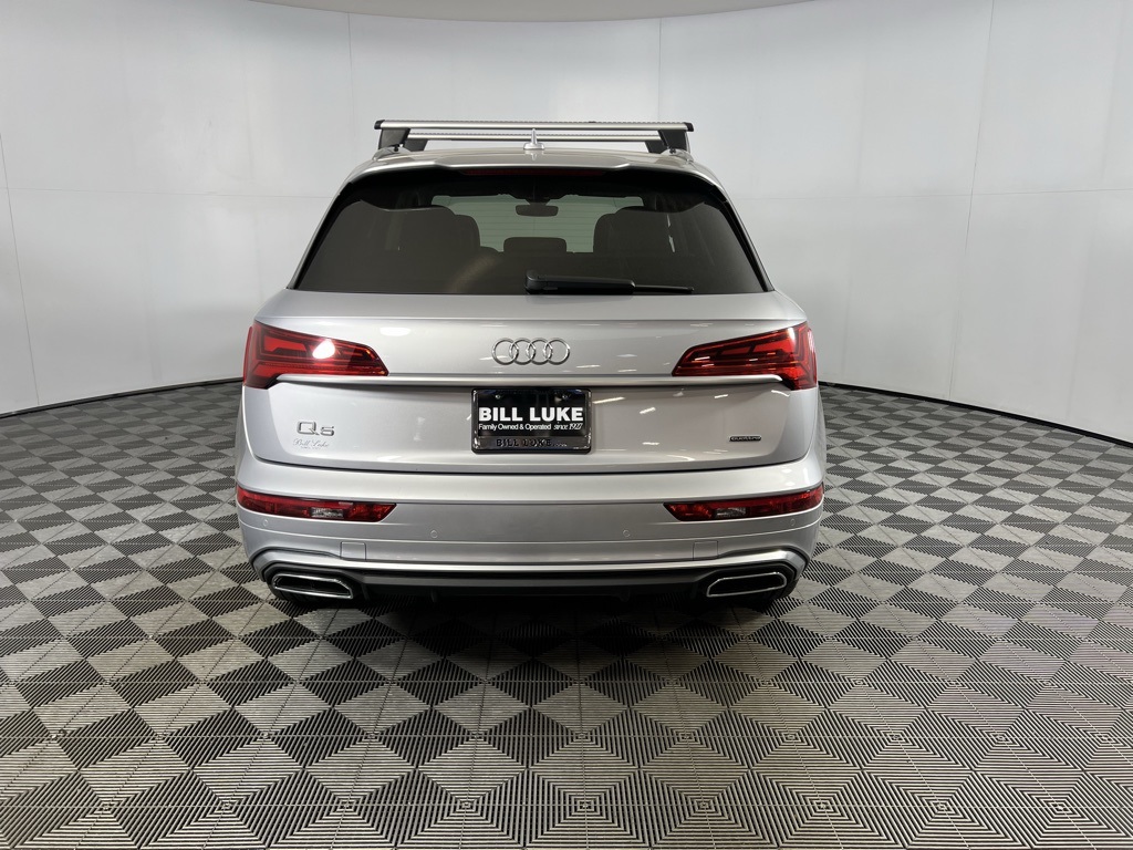 2022 Audi Q5 45 S line Premium photo 3