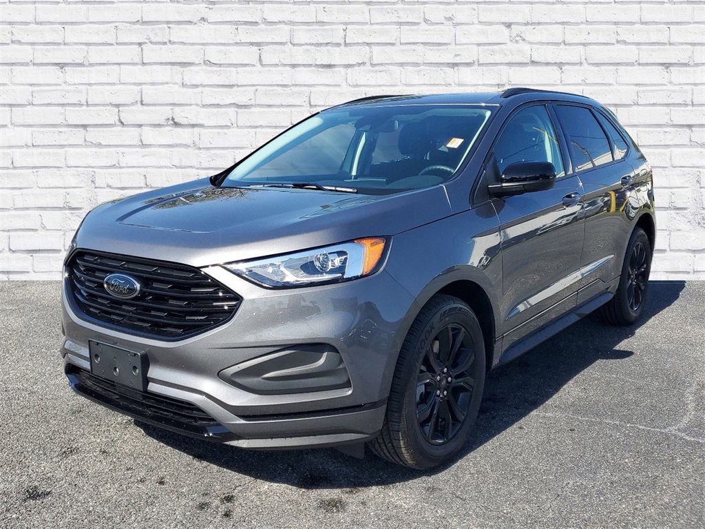 2024 Ford Edge SE photo 2