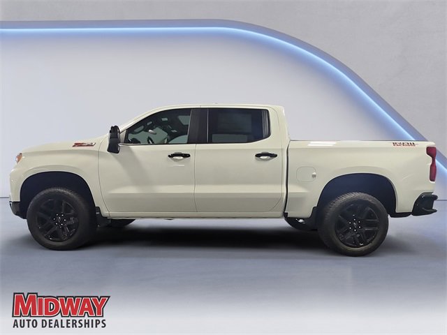 2025 Chevrolet Silverado 1500 LT Trail Boss photo 2