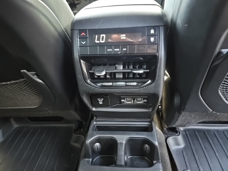 2021 Jeep Grand Cherokee Altitude Sport photo 30