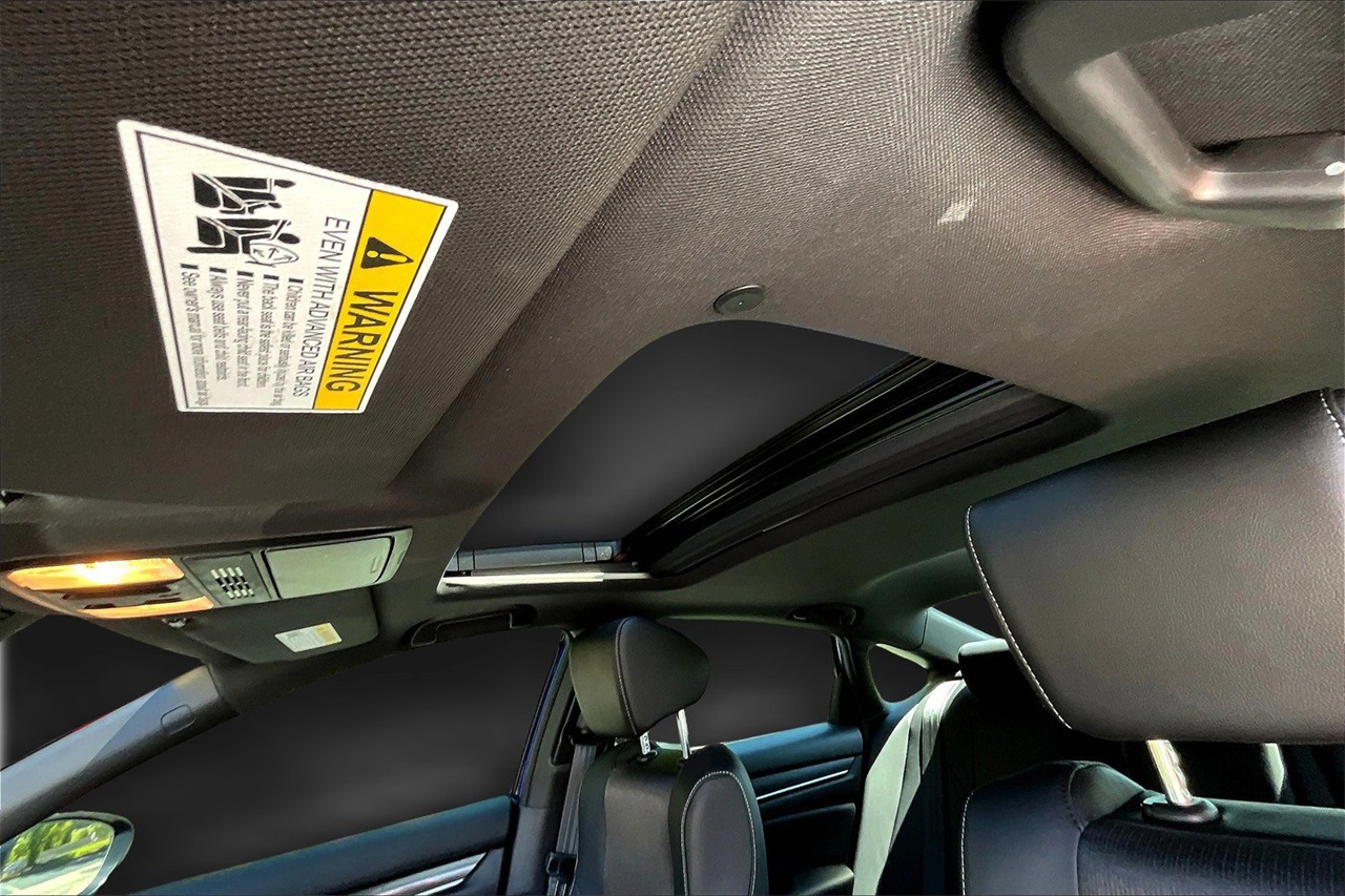 2022 Honda Accord Sport 2.0T photo 14
