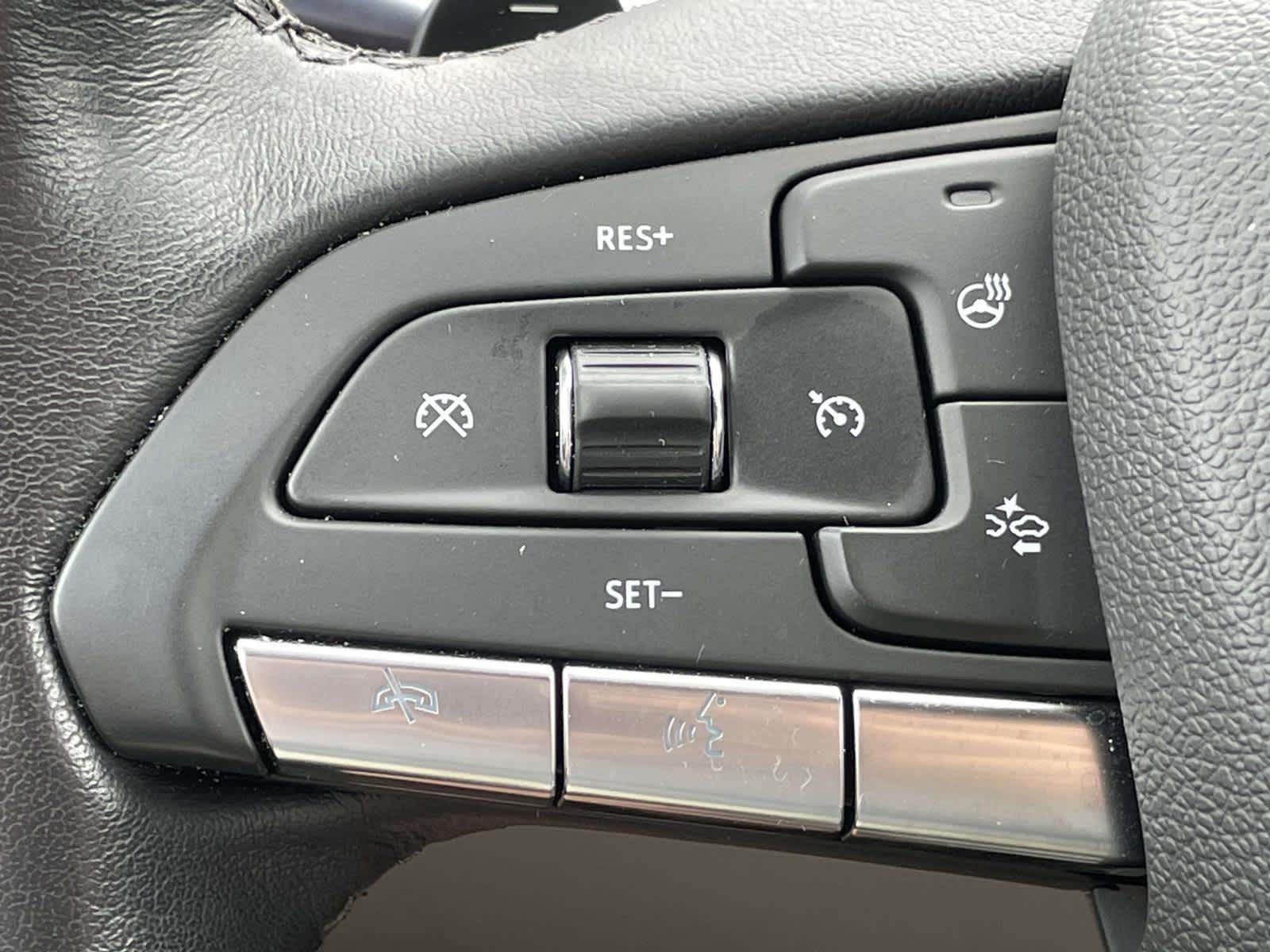 2022 Cadillac XT4 Luxury photo 24
