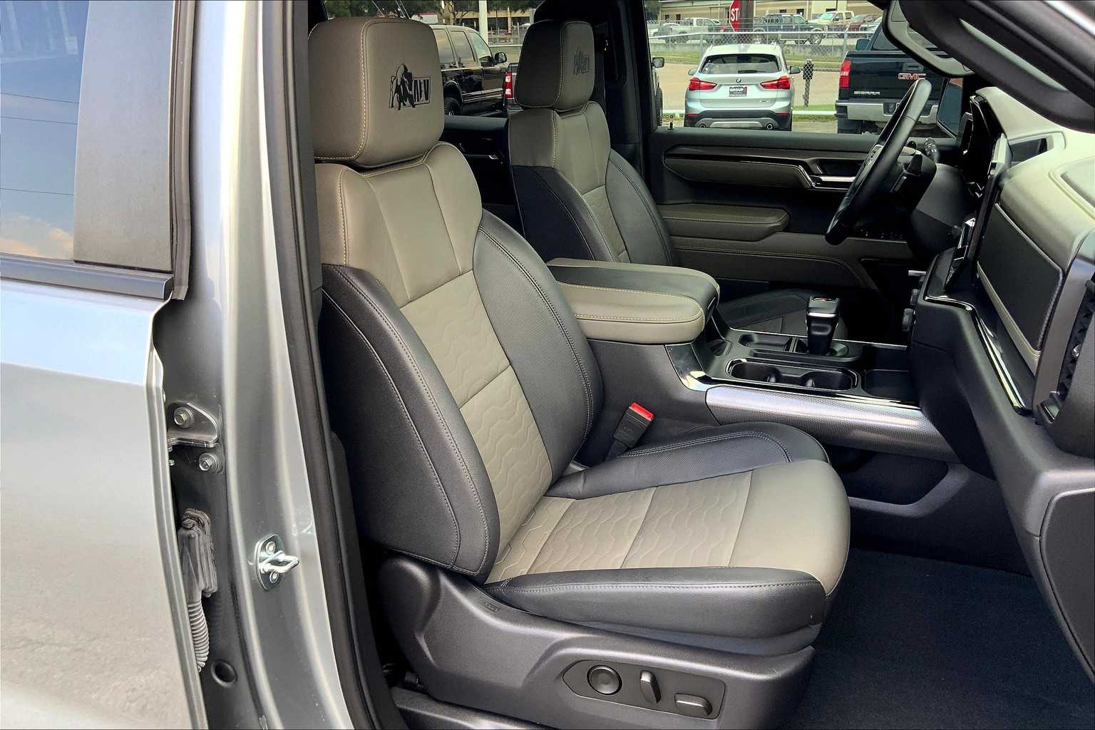 2023 Chevrolet Silverado 1500 photo 8